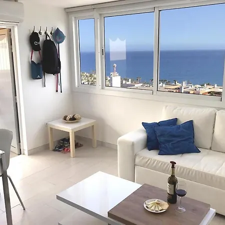 Fabulous Upper Floor Sea View Apartment