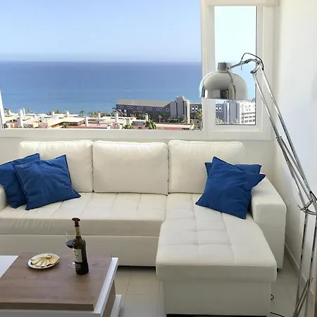Fabulous Upper Floor Sea View Apartment